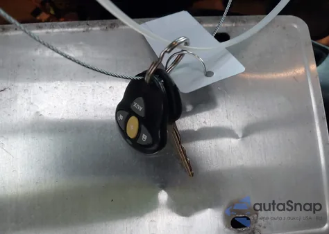 2003 Chevrolet Blazer Ls z USA, uszkodzony, nr VIN 1GNDT13X13K119831